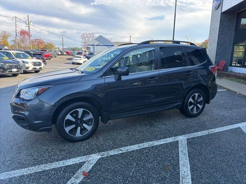 Used 2018 Subaru Forester 2.5i Limited image 2