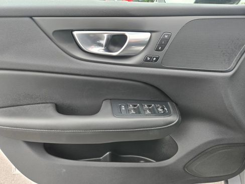 Certified 2025 Volvo S60 T8 Plus AWD/4WD image 14