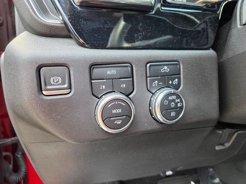 Used 2024 GMC Sierra 1500 Elevation AWD/4WD image 12