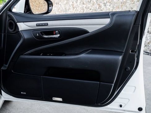 Used 2013 Lexus LS 460 w/ F-Sport Pkg RWD image 83