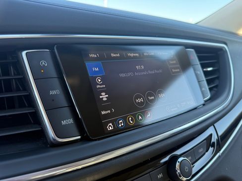 Used 2023 Buick Enclave Avenir w/ Avenir Technology Package image 18