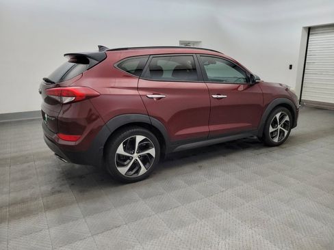Used 2016 Hyundai Tucson Limited w/ Option Group 03 FWD image 10