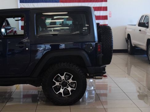 Used 2013 Jeep Wrangler Rubicon w/ PWR Convenience Group AWD/4WD image 19