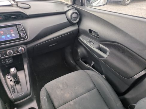 Used 2023 Nissan Kicks S image 21