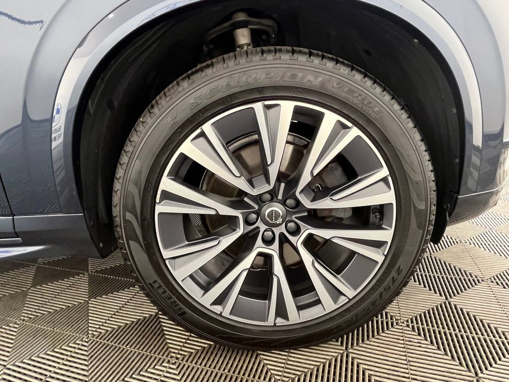 Used 2022 Volvo XC90 T6 Momentum w/ Advanced Package AWD/4WD image 15