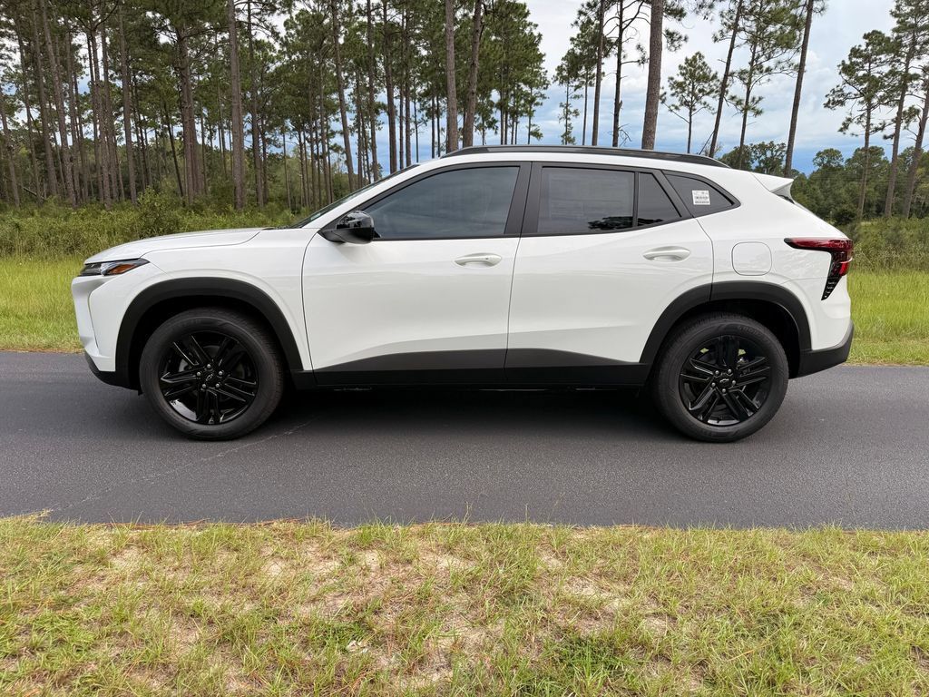 New 2026 Chevrolet Trax ACTIV w/ Driver Confidence Package FWD image 2