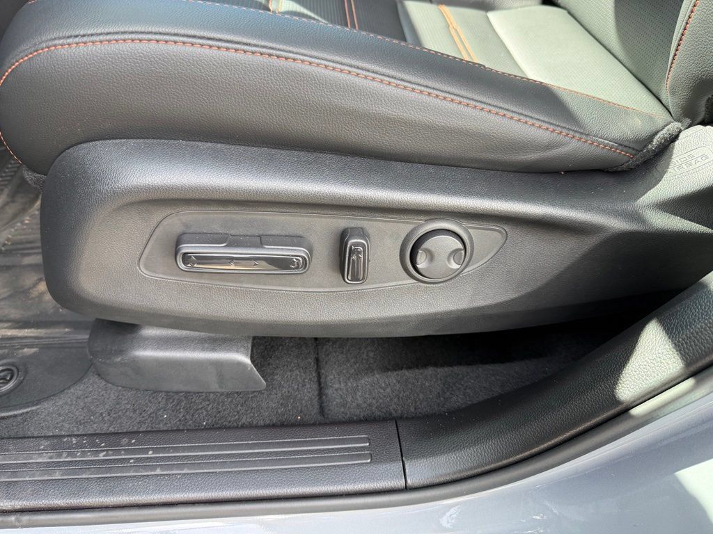 Certified 2026 Honda CR-V Sport Touring image 27