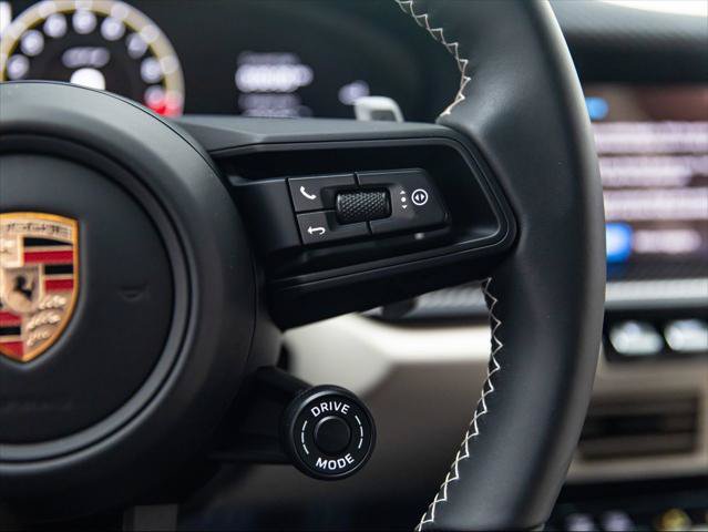 Used 2026 Porsche 911 GT3 RWD image 21