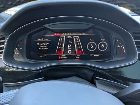 Used 2024 Audi RS Q8 AWD/4WD image 29