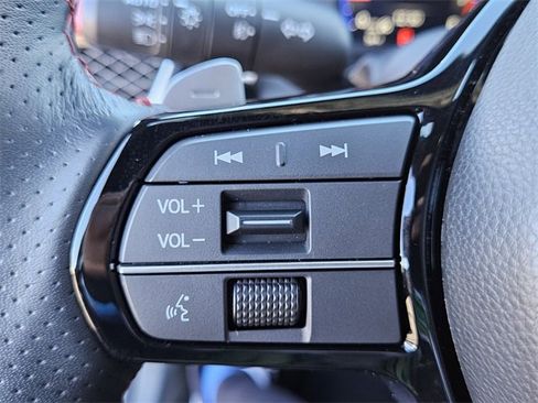 Certified 2025 Acura ADX A-Spec image 23