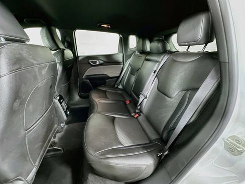 Used 2024 Jeep Compass Latitude AWD/4WD image 23