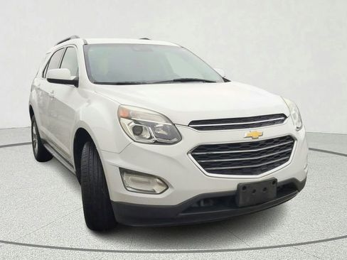 Used 2017 Chevrolet Equinox LT w/ Driver Confidence Package II image 1