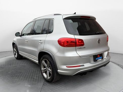 Used 2017 Volkswagen Tiguan Sport image 3