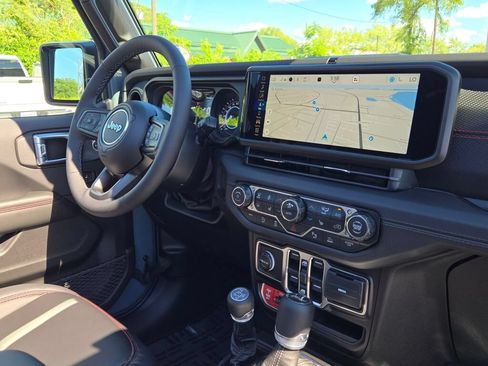 New 2026 Jeep Wrangler Unlimited Rubicon AWD/4WD image 16