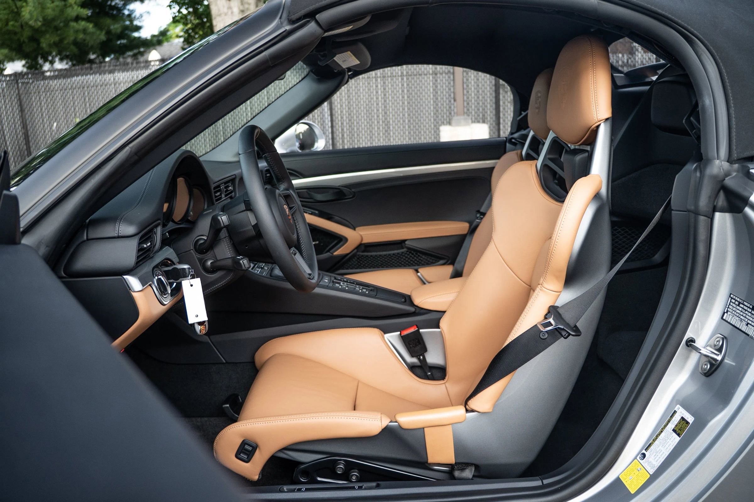 Used 2019 Porsche 911 Speedster RWD image 41