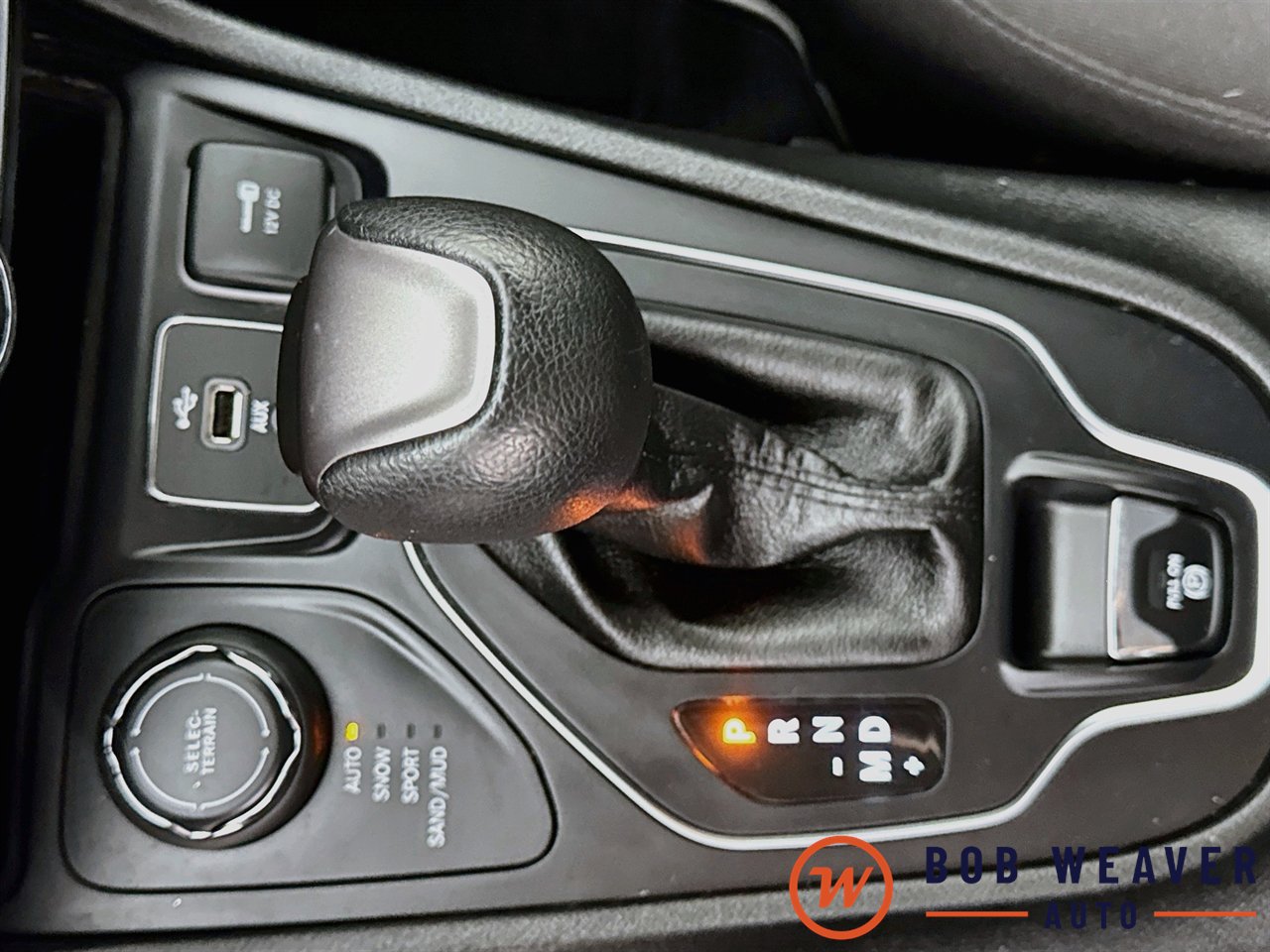 Used 2019 Jeep Cherokee Latitude w/ Cold Weather Group AWD/4WD image 20
