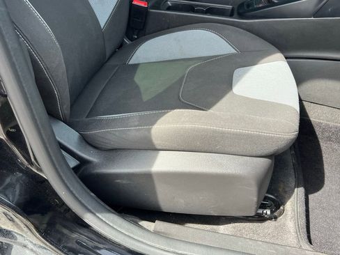 Used 2018 Ford Focus ST image 15