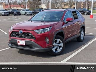 Used 2021 Toyota RAV4 XLE w/ Convenience Package video 1
