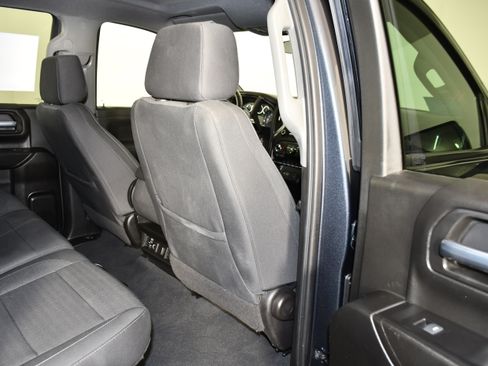 Used 2022 Chevrolet Silverado 1500 LT AWD/4WD image 47