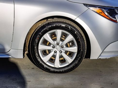 Used 2021 Toyota Corolla LE w/ Carpet Mat Package (TMS) FWD image 11