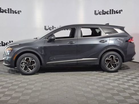 Used 2024 Kia Sportage LX AWD/4WD image 4