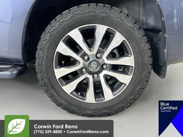 Used 2018 Toyota Sequoia Limited w/ Safety & Convenience Package AWD/4WD image 38