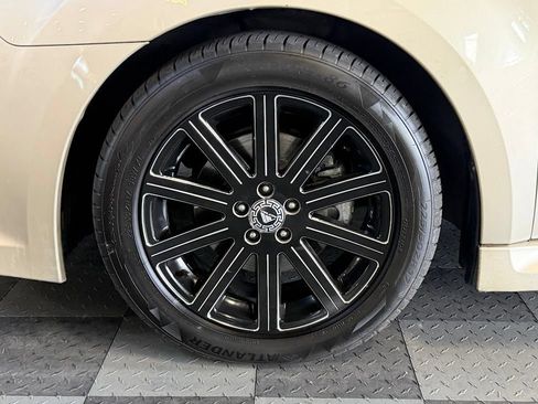 Used 2010 Subaru Legacy 2.5i Limited AWD/4WD image 30