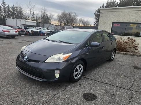 Used 2012 Toyota Prius Two image 3