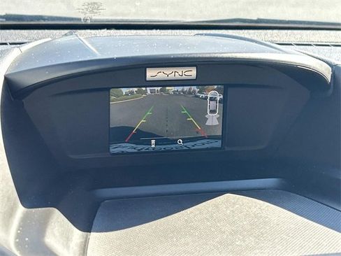 Used 2017 Ford Escape SE image 22