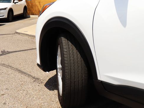Used 2024 Nissan Kicks S FWD image 6