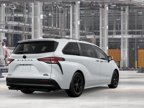 New 2026 Toyota Sienna XLE Woodland Edition AWD/4WD image 9