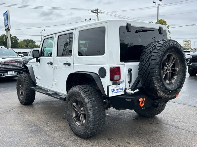 Used 2013 Jeep Wrangler Unlimited Sahara w/ Connectivity Group AWD/4WD image 6