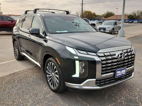 Used 2024 Hyundai Palisade Calligraphy image 4