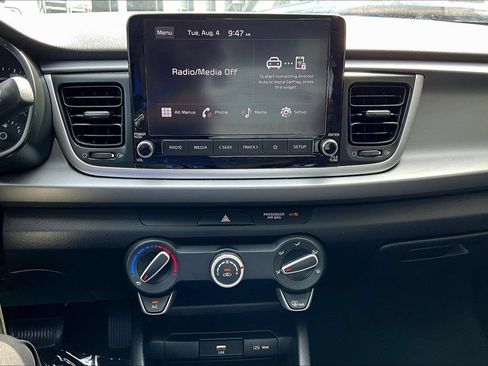 Used 2023 Kia Rio LX FWD image 11