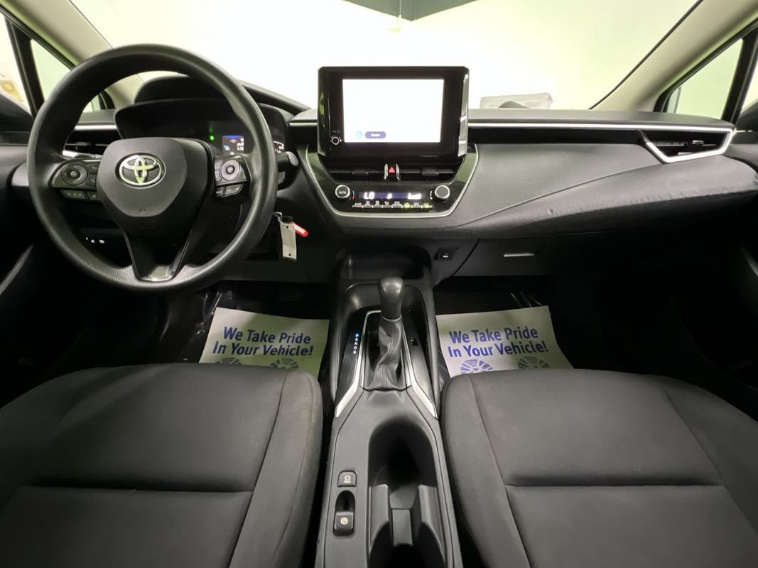 Used 2023 Toyota Corolla LE FWD image 19