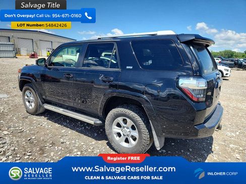 Used 2017 Toyota 4Runner SR5 AWD/4WD image 3