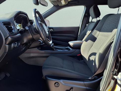 Used 2025 Dodge Durango GT image 17