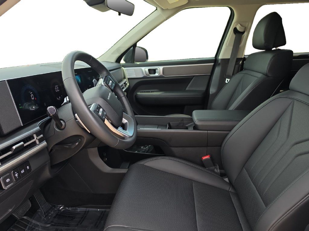 Used 2026 Hyundai Santa Fe SEL FWD image 11