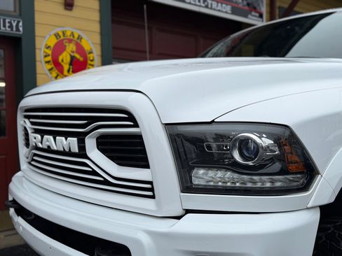 Used 2018 RAM 2500 Laramie w/ Sport Appearance Group image 13