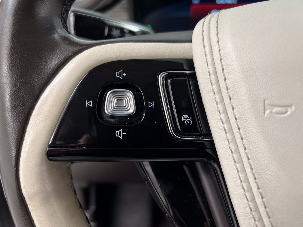 Used 2020 Lincoln Aviator Black Label w/ Dynamic Handling Package AWD/4WD image 61