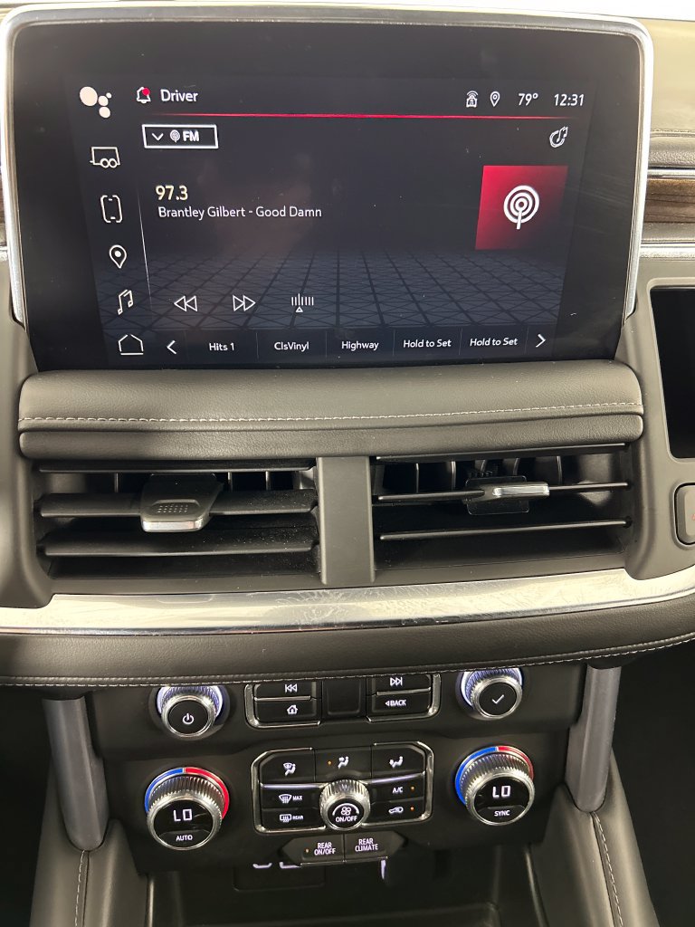 Used 2022 GMC Yukon SLE w/ Gmc Pro Safety Plus Package AWD/4WD image 14