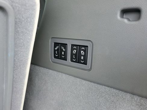 Certified 2024 Cadillac XT6 Premium Luxury w/ LPO, Floor Liner Package image 33