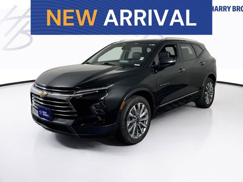 Used 2024 Chevrolet Blazer Premier AWD/4WD image 1