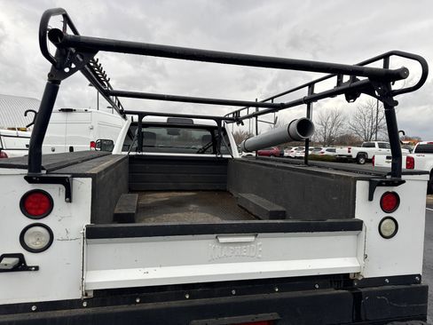 Used 2015 RAM 3500 Tradesman image 9