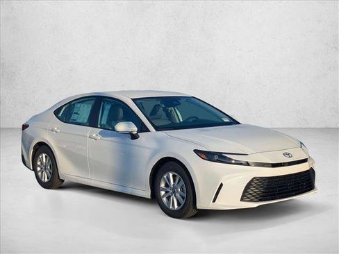 New 2026 Toyota Camry LE FWD image 7