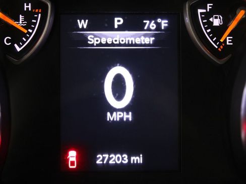 Used 2023 Jeep Gladiator Sport image 38