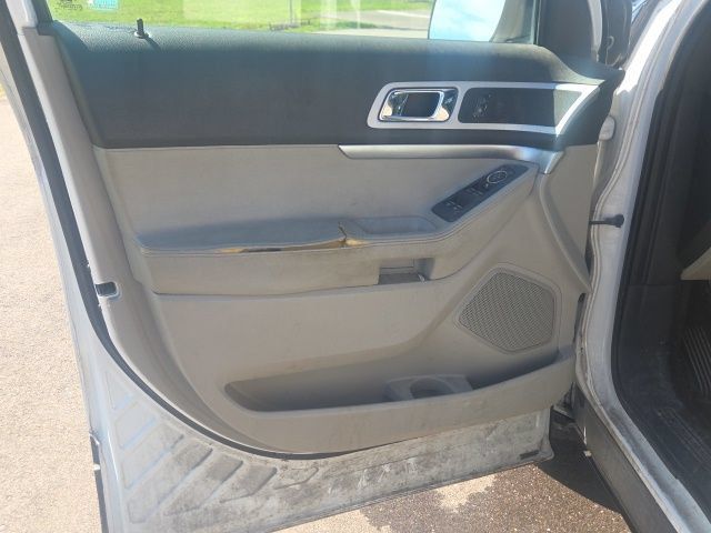 Used 2012 Ford Explorer XLT FWD image 21