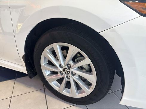 Used 2024 Toyota Camry SE FWD image 7