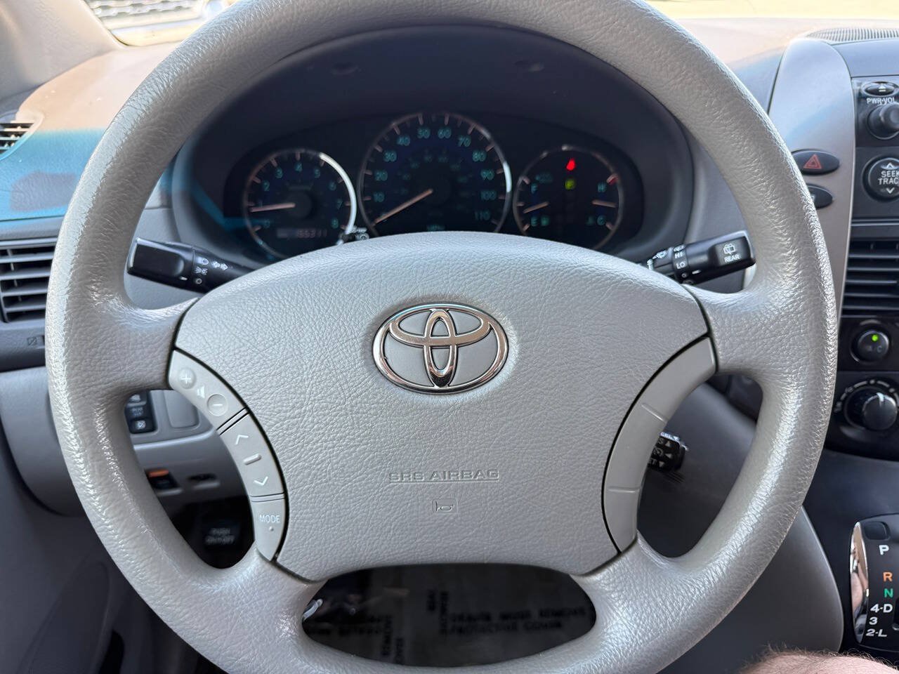 Used 2008 Toyota Sienna LE FWD image 32