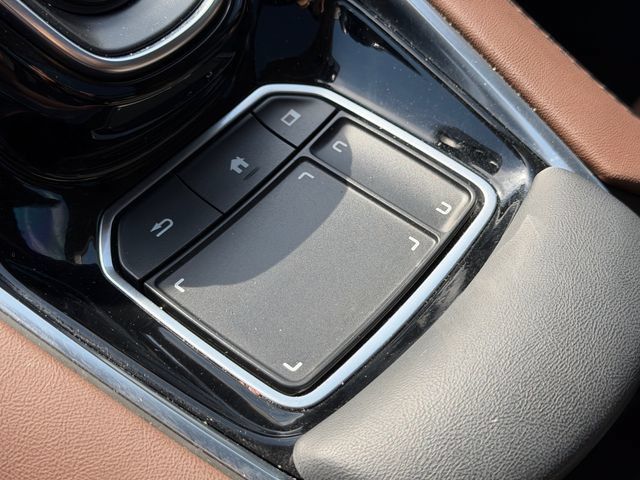 Used 2023 Acura RDX w/ Advance Package AWD/4WD image 29
